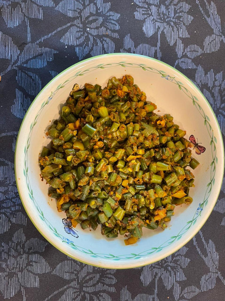 Green Beans with Fresh Curry Leaf Podi